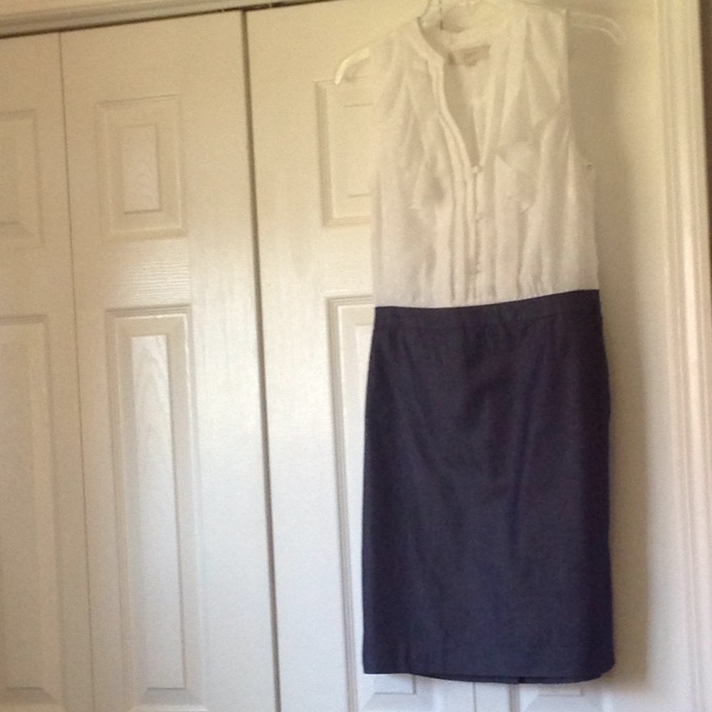 Sleeveless dress